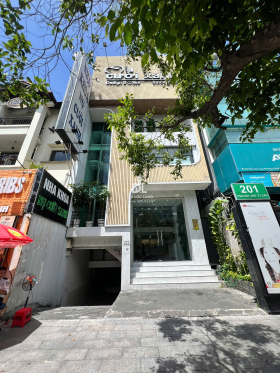 Building 201 Phan Xích Long