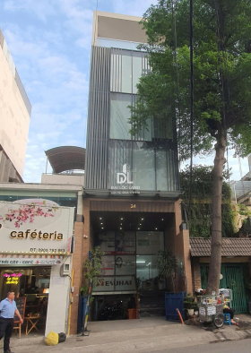 Building 24 Ấp Bắc