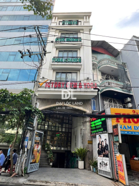 Building 52 Yên Thế